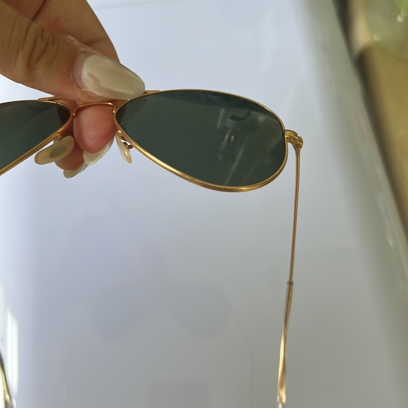 Ray-Ban Aviator’s - Picture 3 of 6